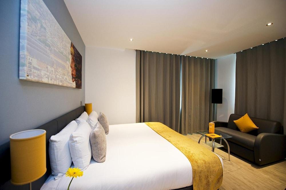 Staycity Greenwich High Road Apart-hotel